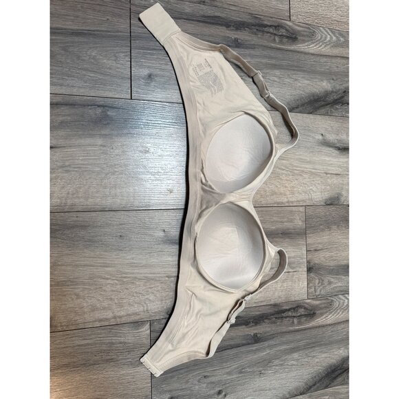 Warners Womens Beige Seamless Wireless Bra Size L With Adjustable Straps & Hook - Picture 6 of 7